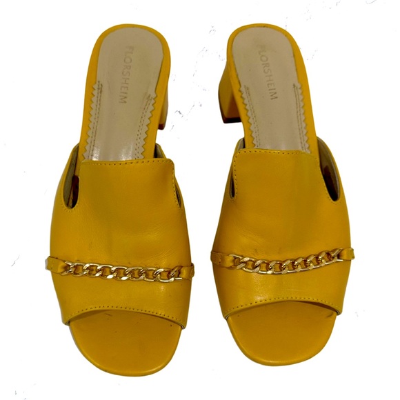 FLORSHEIM leather mules in mustard with gold chain, size 38 - Picture 4 of 9